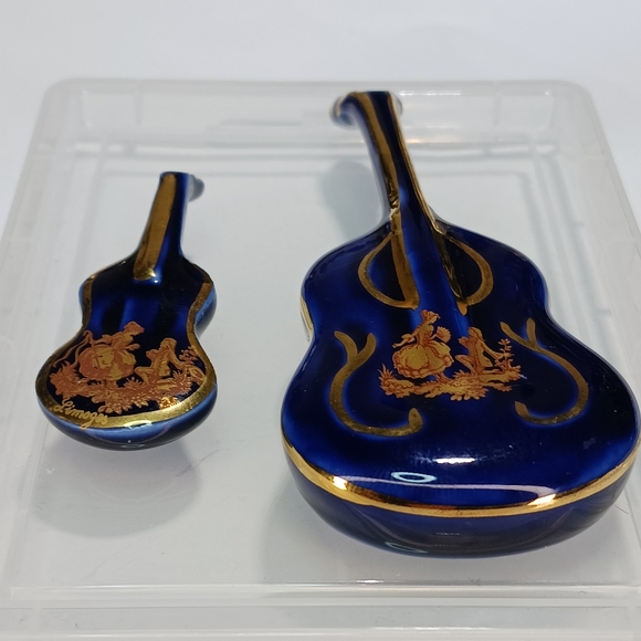 Vintage 22k Gold Trim Limoges France Guitar Figurine Cobalt Blue Courting Couple - Picture 5 of 14